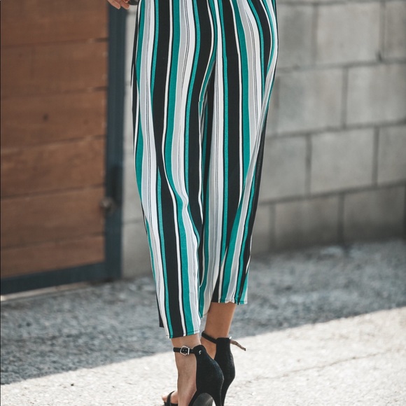 Top Performer Striped Pants - Picture 3 of 3